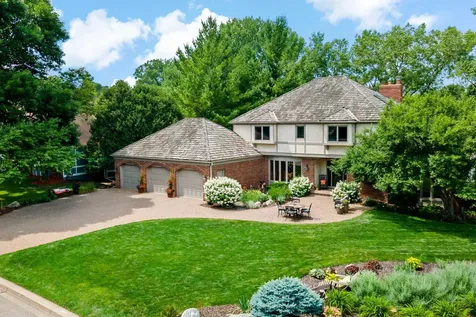 5708 Long Brake Trail Edina MN 55439