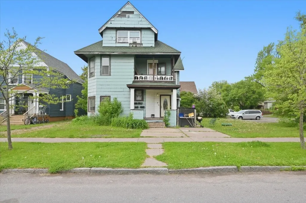 1605 Hughitt Avenue Superior WI 54880
