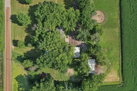 1054 County Road 6 NE Stanchfield MN 55080