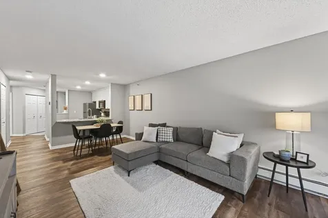 7606 York Avenue S Edina MN 55435