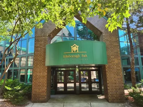 7606 York Avenue S Edina MN 55435