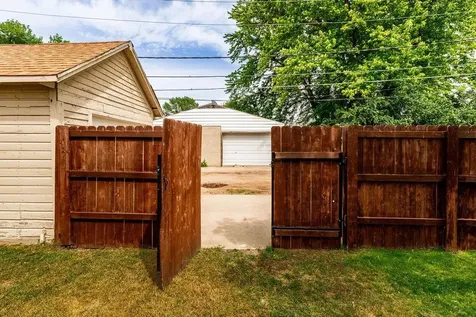 121 5th Avenue N Casselton ND 58012
