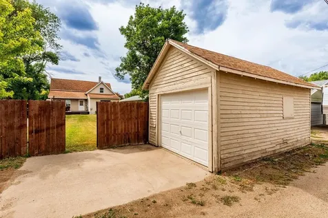 121 5th Avenue N Casselton ND 58012