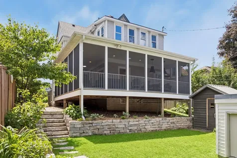 1045 Van Slyke Avenue Saint Paul MN 55103