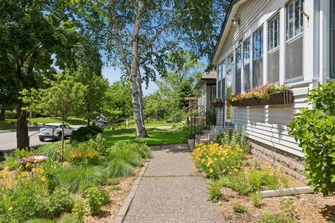 1045 Van Slyke Avenue Saint Paul MN 55103
