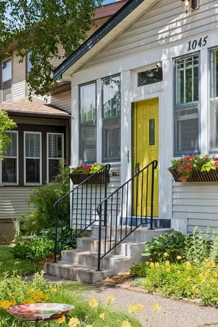 1045 Van Slyke Avenue Saint Paul MN 55103