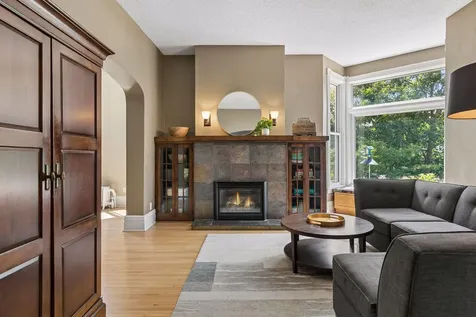 1045 Van Slyke Avenue Saint Paul MN 55103