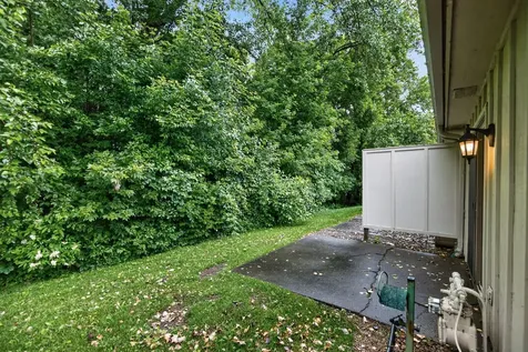 5831 Lake Curve Lane Brooklyn Center MN 55429