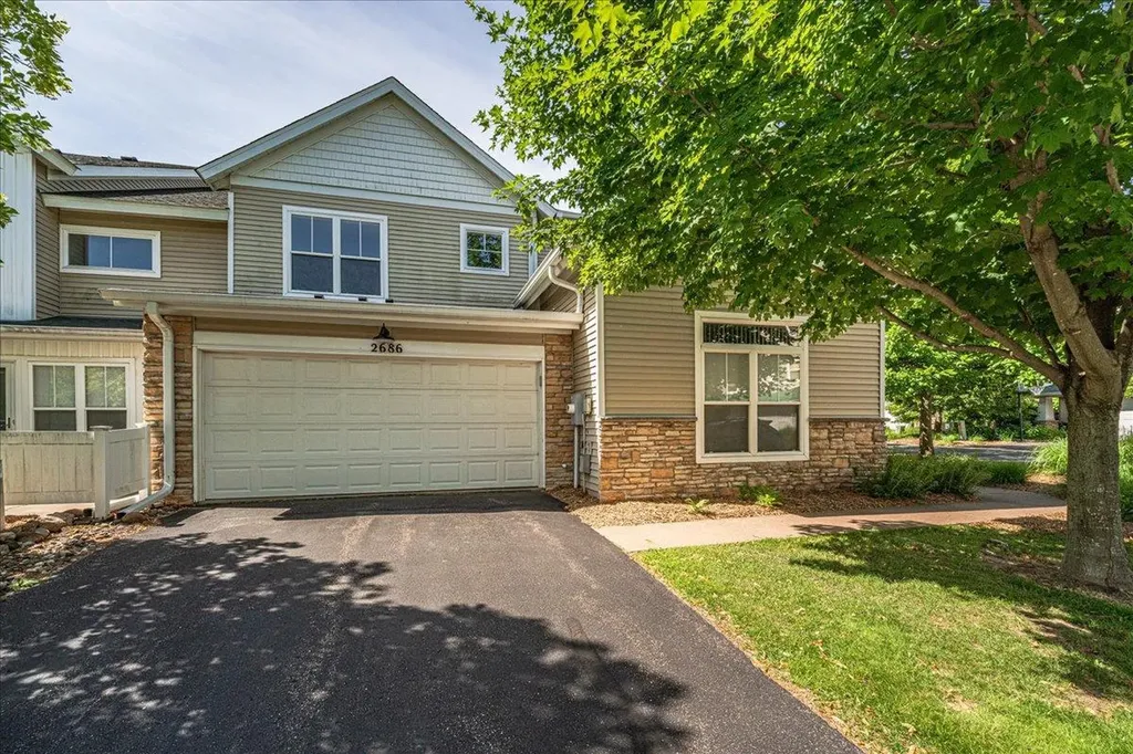 2686 New Century Terrace Maplewood MN 55119