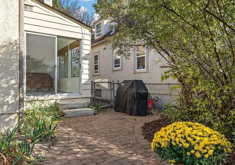 5252 Drew Avenue S Minneapolis MN 55410