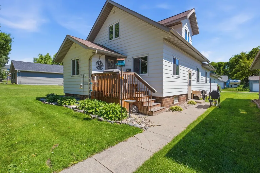 218 1st Street NE Clara City MN 56222