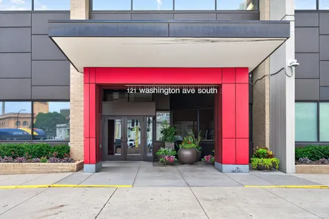 121 Washington Avenue S Minneapolis MN 55401