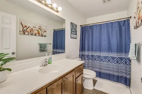 37621 Hawthorne Avenue North Branch MN 55056