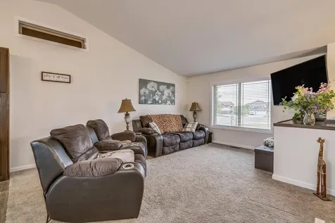37621 Hawthorne Avenue North Branch MN 55056