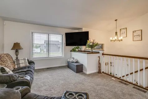 37621 Hawthorne Avenue North Branch MN 55056
