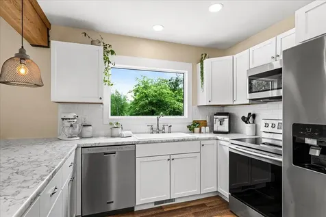 4124 W Calvary Road Duluth MN 55803
