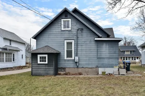 1051 W King Street Winona MN 55987