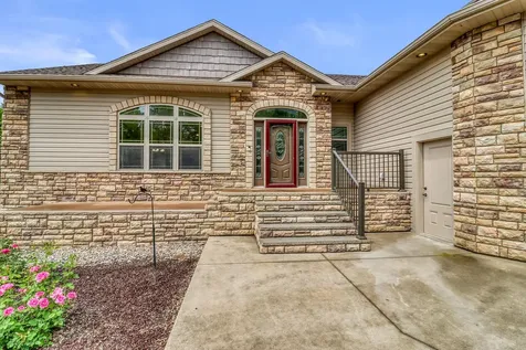14293 40th Street S Moorhead MN 56560