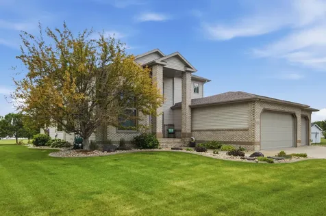 5012 2nd Street E West Fargo ND 58078