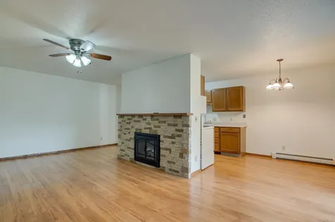 210 35th Avenue N Fargo ND 58102
