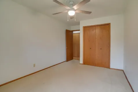 210 35th Avenue N Fargo ND 58102
