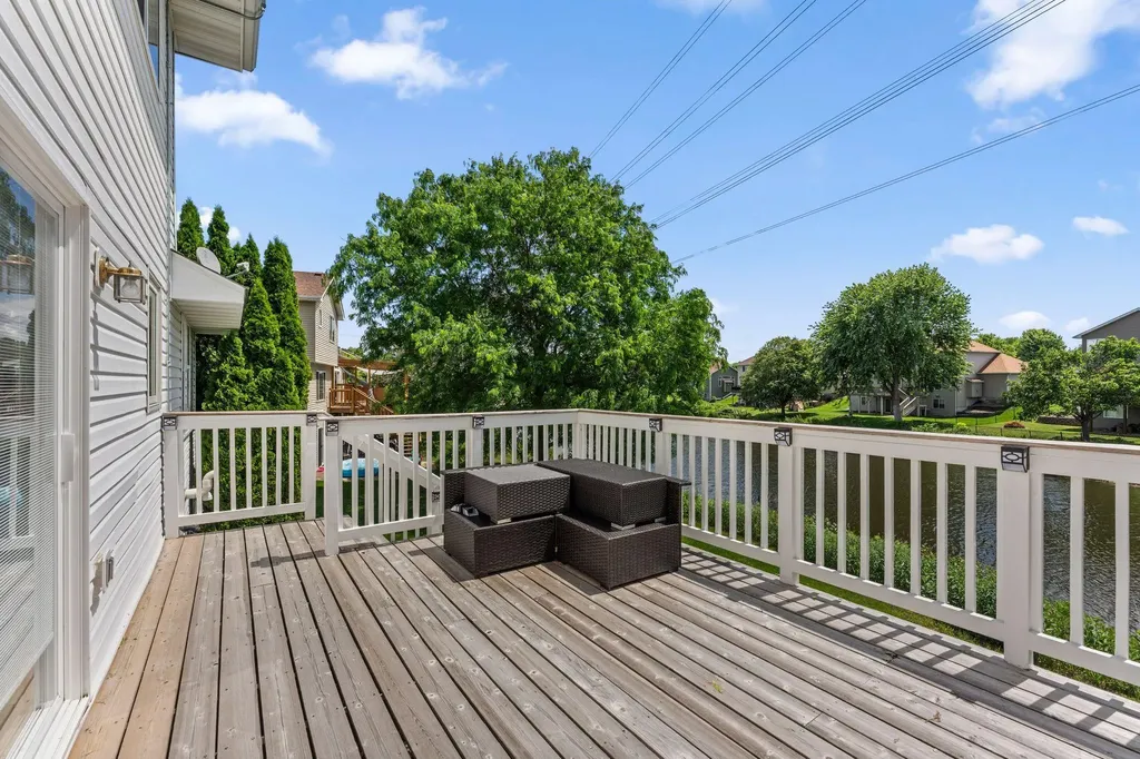 3309 Carnation Avenue N Brooklyn Park MN 55443