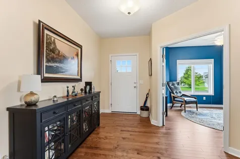 9937 8th Street N Lake Elmo MN 55042