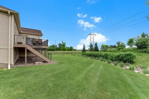 9937 8th Street N Lake Elmo MN 55042