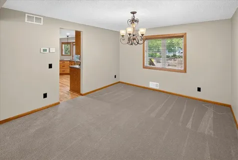 4708 Weston Hills Drive Eagan MN 55123