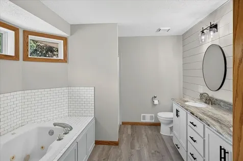 4708 Weston Hills Drive Eagan MN 55123