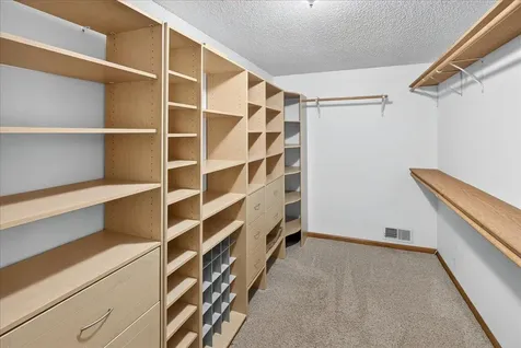 4708 Weston Hills Drive Eagan MN 55123