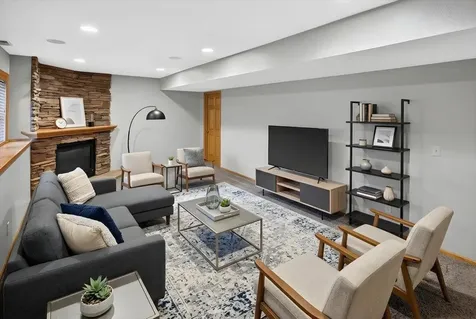 4708 Weston Hills Drive Eagan MN 55123