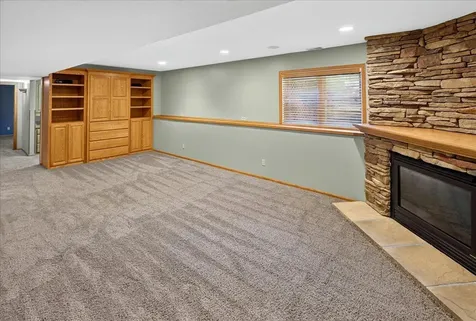 4708 Weston Hills Drive Eagan MN 55123