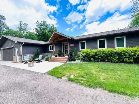 25190 E Cozy Cove Road Detroit Lakes MN 56501
