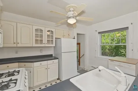 4505 W 7th Street Duluth MN 55807