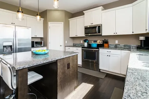 14000 Ashford Path Rosemount MN 55068