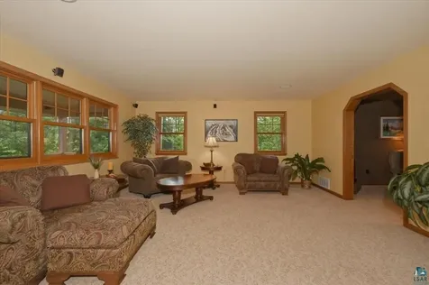 4210 Jackson Drive Duluth MN 55811