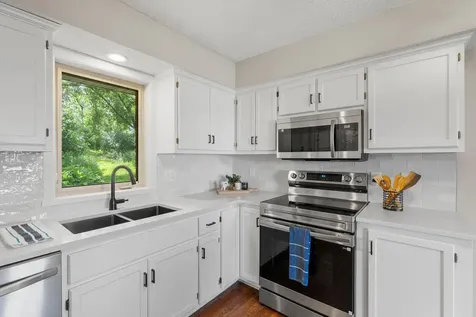 18741 Highview Avenue Lakeville MN 55044