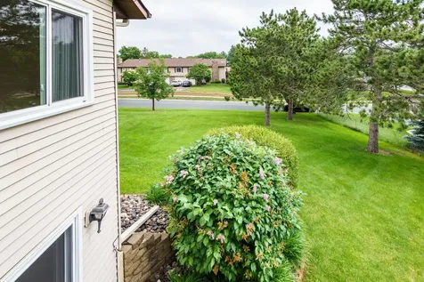 10332 Balsam Lane Eden Prairie MN 55347