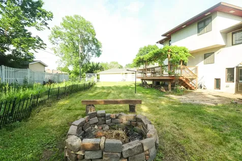 2012 2nd Street N South Saint Paul MN 55075
