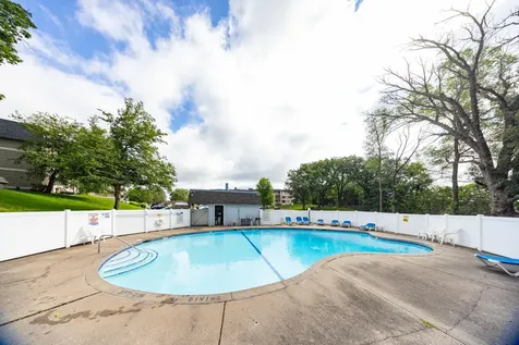 3917 Heritage Hills Drive Bloomington MN 55437