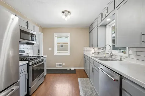 1204 Columbus Avenue Albert Lea MN 56007