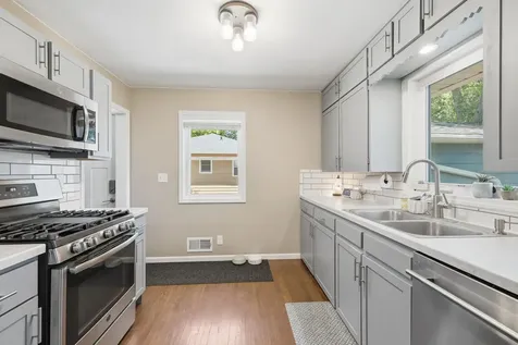 1204 Columbus Avenue Albert Lea MN 56007