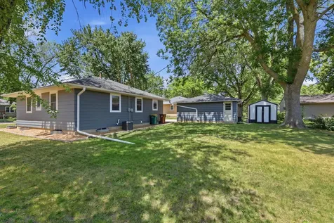 1204 Columbus Avenue Albert Lea MN 56007