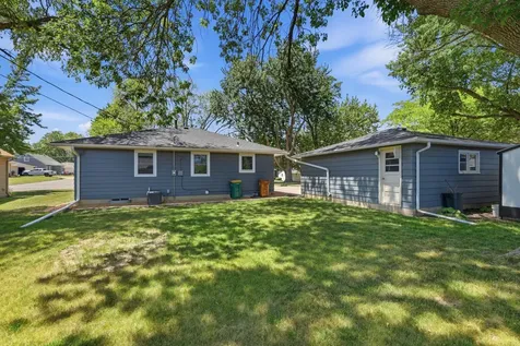 1204 Columbus Avenue Albert Lea MN 56007