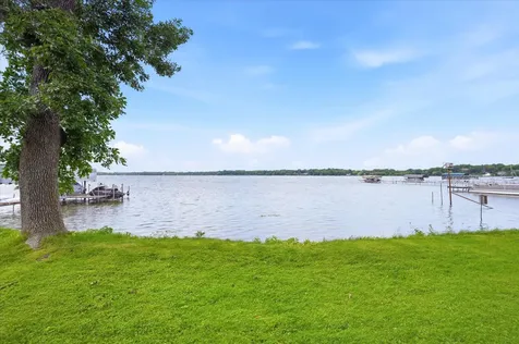 10226 S Shore Drive Plymouth MN 55441