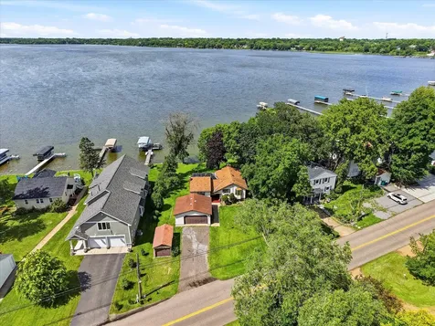 10226 S Shore Drive Plymouth MN 55441