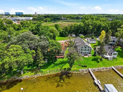 10226 S Shore Drive Plymouth MN 55441