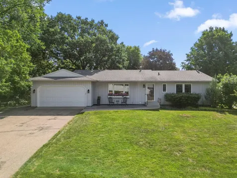 3840 Riverton Avenue Eagan MN 55122