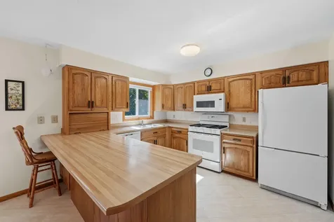 3840 Riverton Avenue Eagan MN 55122